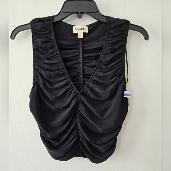 Open Edit Ruched Sleeveless V-neck Top NWOT - Picture 3 of 5